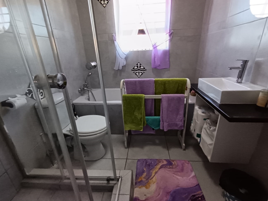 3 Bedroom Property for Sale in Heiderand Western Cape